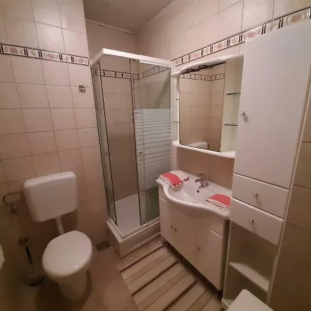 Sandra Apartment *
